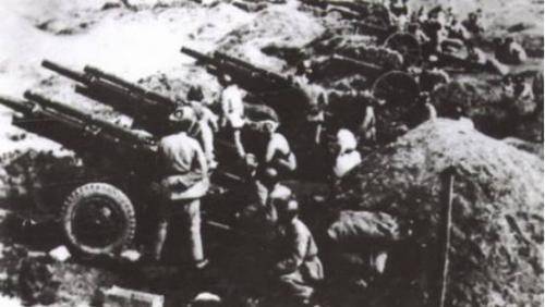 原创比孟良崮战役还惨烈的一场仗旁边观战的一个国军主力团被吓投降