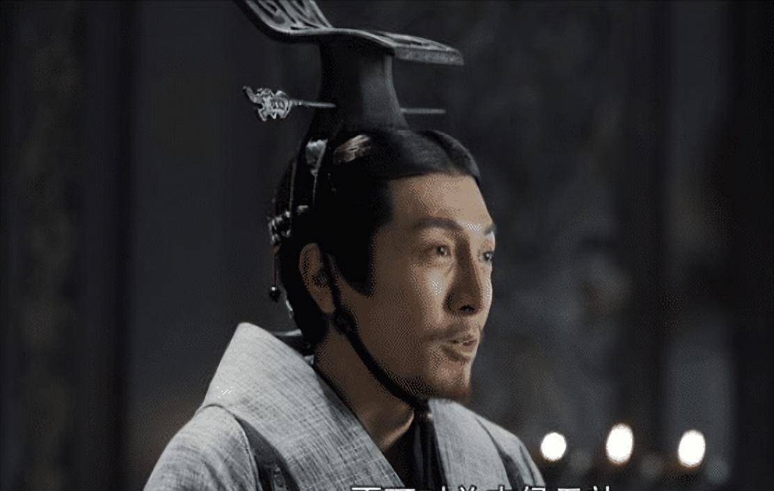 第一件纠法大事完成以后,吕不韦又进行了第二件大事,纠冤赦犯.