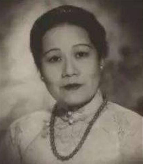 用2架飞机运嫁妆,婚后才发现看走眼_孔令仪_父母_大小姐