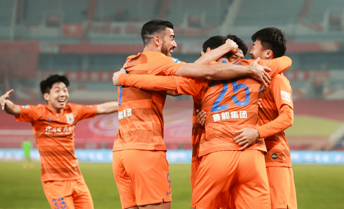 没想到名记爆猛料16年鲁能拒绝了200万黑钱导致保级很困难