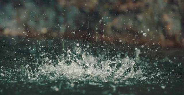 李商隐的两首咏雨诗,全诗无一雨字,却把"雨"展现得淋漓尽致_微雨_细雨