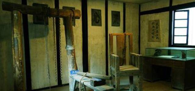 原创重庆修复渣滓洞女牢意外发现一个洞看见的人都很难过