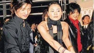 王菲和谢霆锋2004年王菲和李亚鹏公开恋情,2005年步入婚姻殿堂.