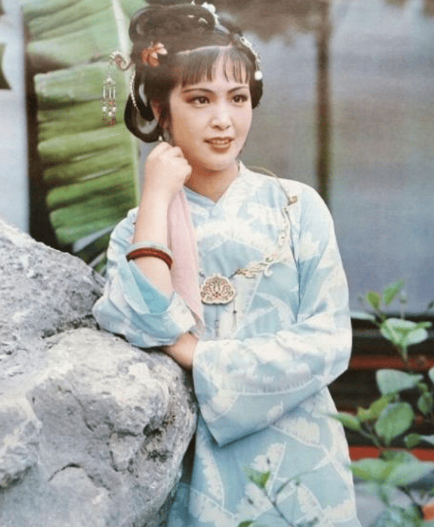 原创87版红楼梦导演王扶林没选好的四个角色薛宝琴饱受非议