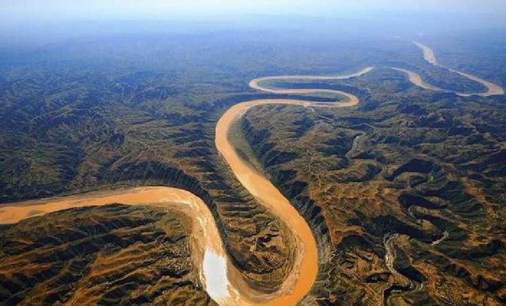 4个多月的考察后,黄河水利委员会认为:约古宗列渠(马曲)就是黄河正源