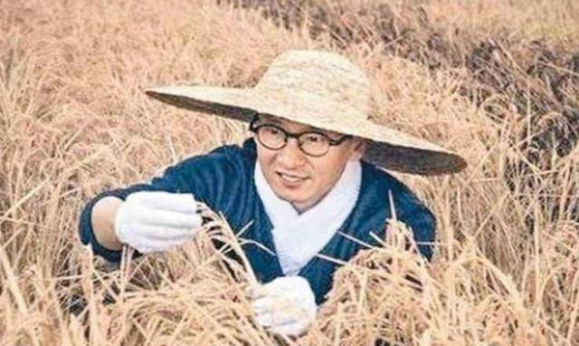 原创49岁"尔康"星途难行淡出娱乐圈后摇身变大地主坐拥过亿身家_周杰