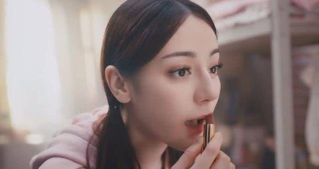 近日,由迪丽热巴和高伟光主演的《三生三世十里桃花》还在热播之中,想