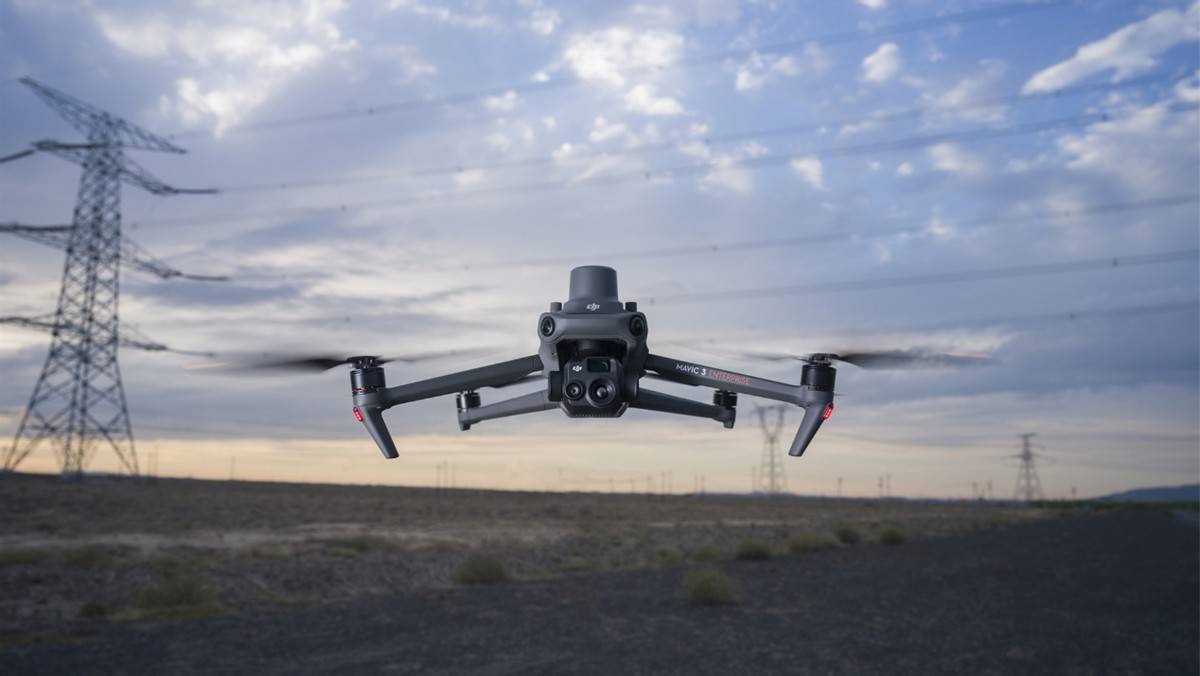 乌克兰掏30亿买2万架无人机,大疆迎泼天富贵?_我国_乌军_冲突