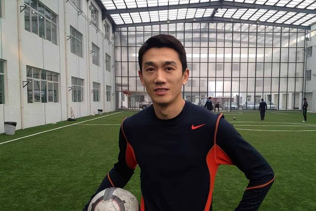 乒坛名将邬娜:比她小5岁的男子是国脚,儿子是网球名将_刘国梁_邓亚萍