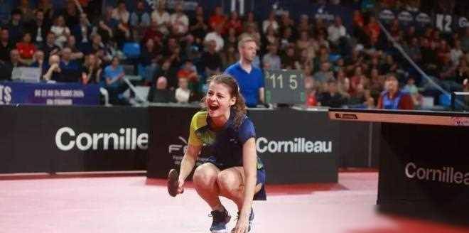 乒坛罕见法锦赛冠军战亲兄弟亲姐妹对决f勒布伦被打哇哇