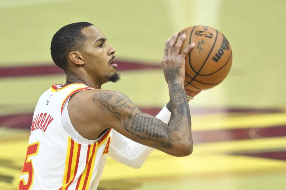 原创44分穆雷绝杀创队史记录老鹰12亿挖得宝