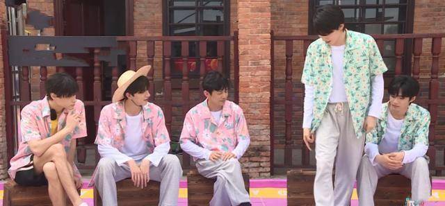 原创原创183刘耀文与181利路修同框身高差咋回事谎报身高可不好