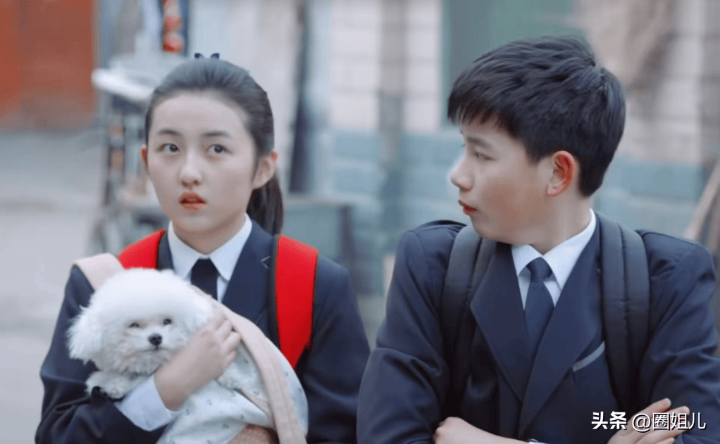 谈及张子枫和胡先煦,相信大家都不陌生,他俩和吴磊,赵今麦一样,都是