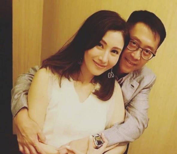 原创许晋亨420亿家产随便花刘銮雄不给李嘉欣转正他大方娶了