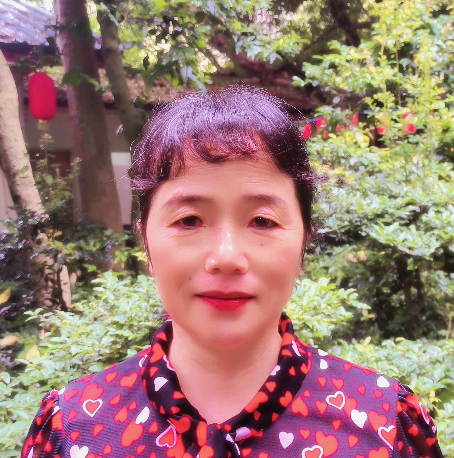 请欣赏峨眉山市诗书画部第25期美篇母亲诗书画作品