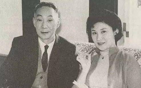 原创唱戏几十载名誉响全国言慧珠晚年难忍屈辱托子于夫后悬梁自尽