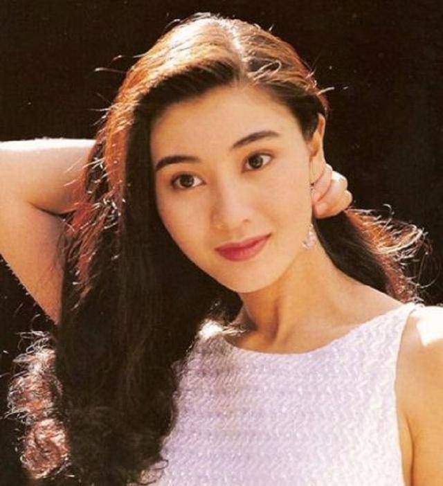 原创32年前李嘉诚带18岁李嘉欣回家3小时后原配离奇死亡