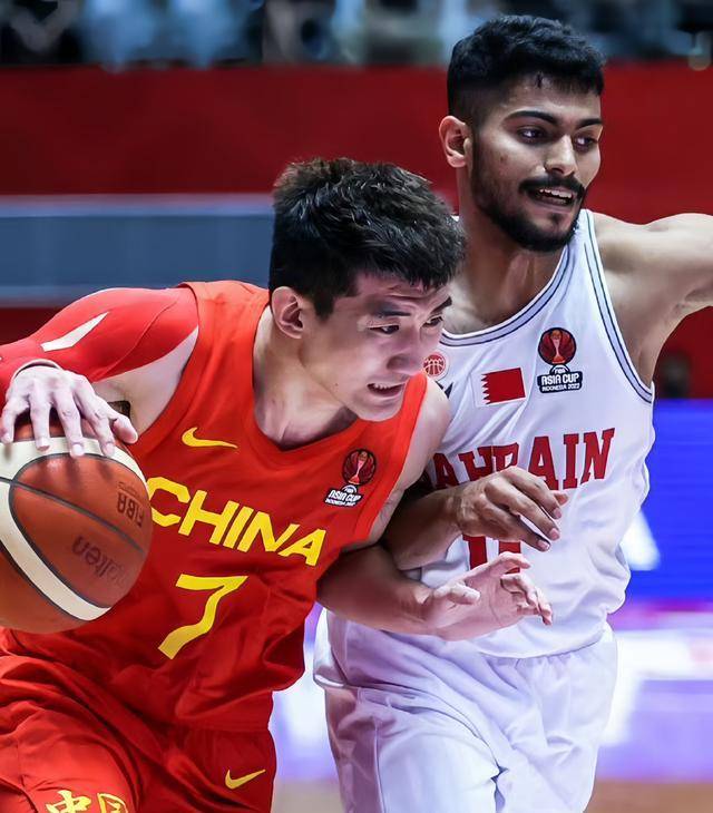 原创中国男篮未来领袖2大中生代有戏胡卫东盛赞一人一人潜力大