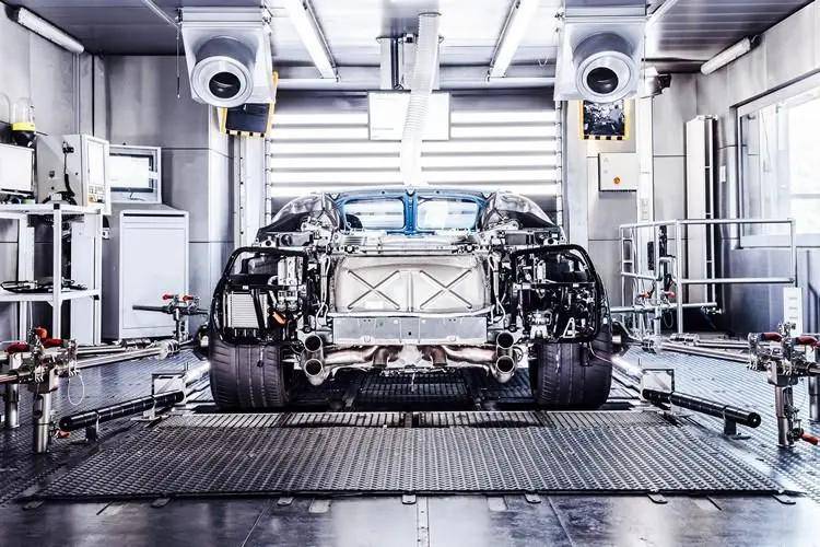 世界仅存的16缸汽车引擎—布加迪 w16动力系统_搜狐汽车_搜狐网