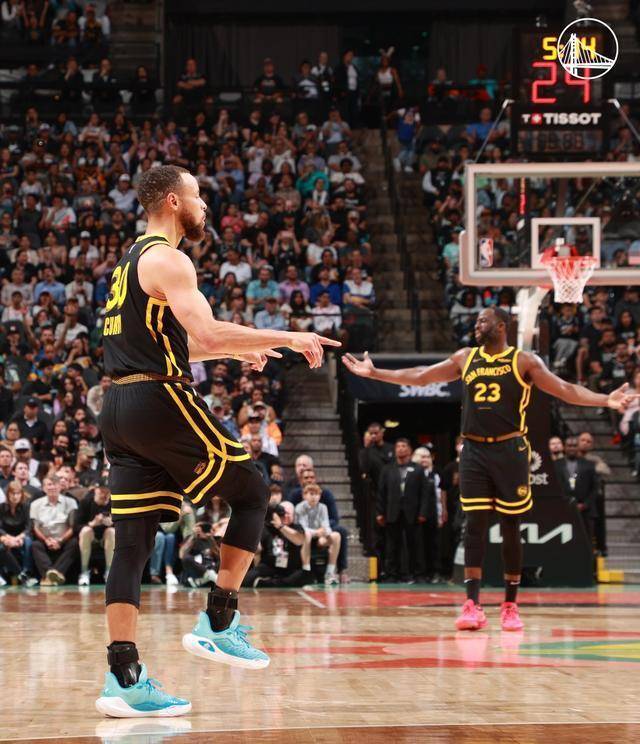 库里3387三分命中勇士逆转马刺格林22116抢断立功文班329