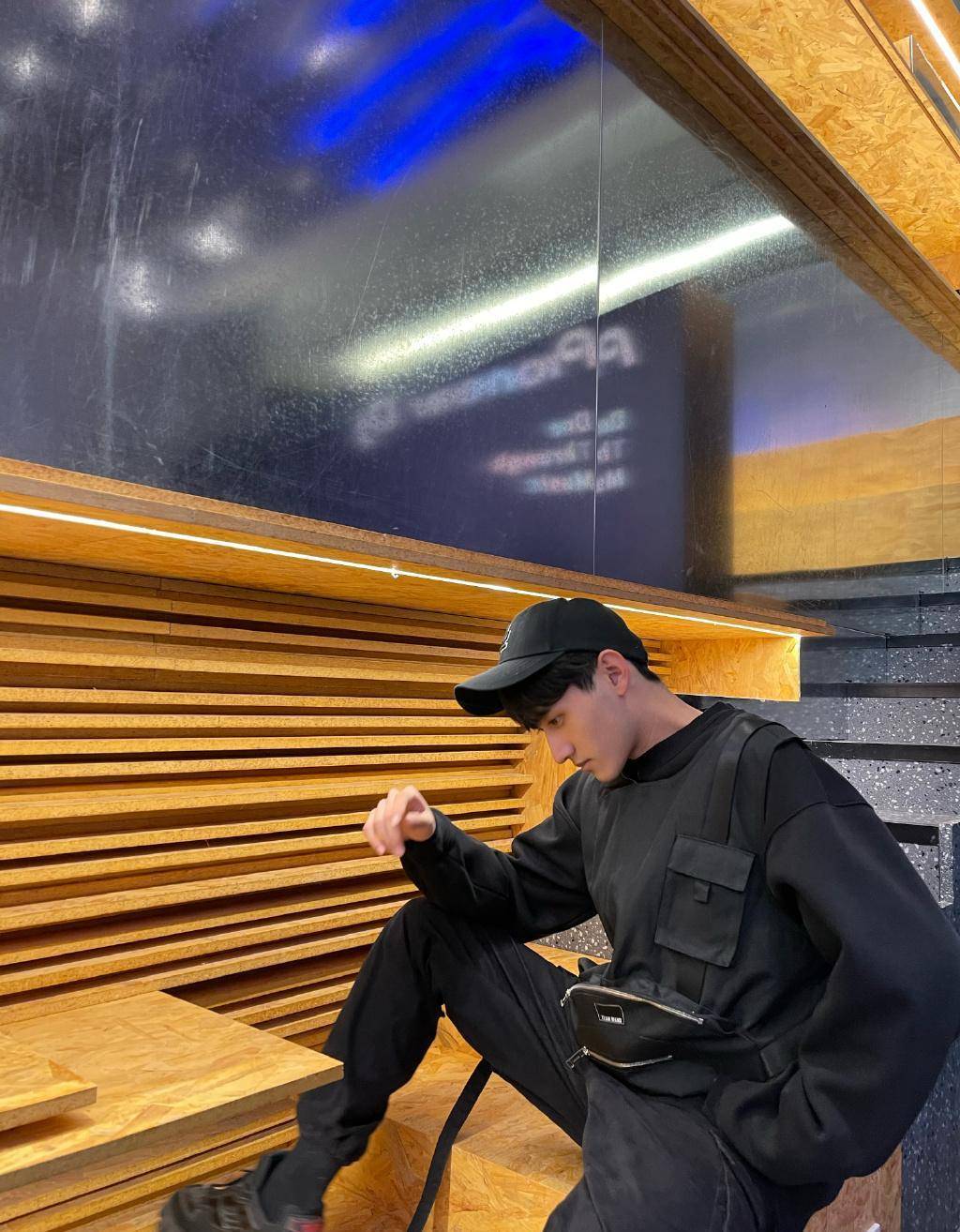 战宇这小伙是谁长相干净帅气参演过清平乐穿越火线