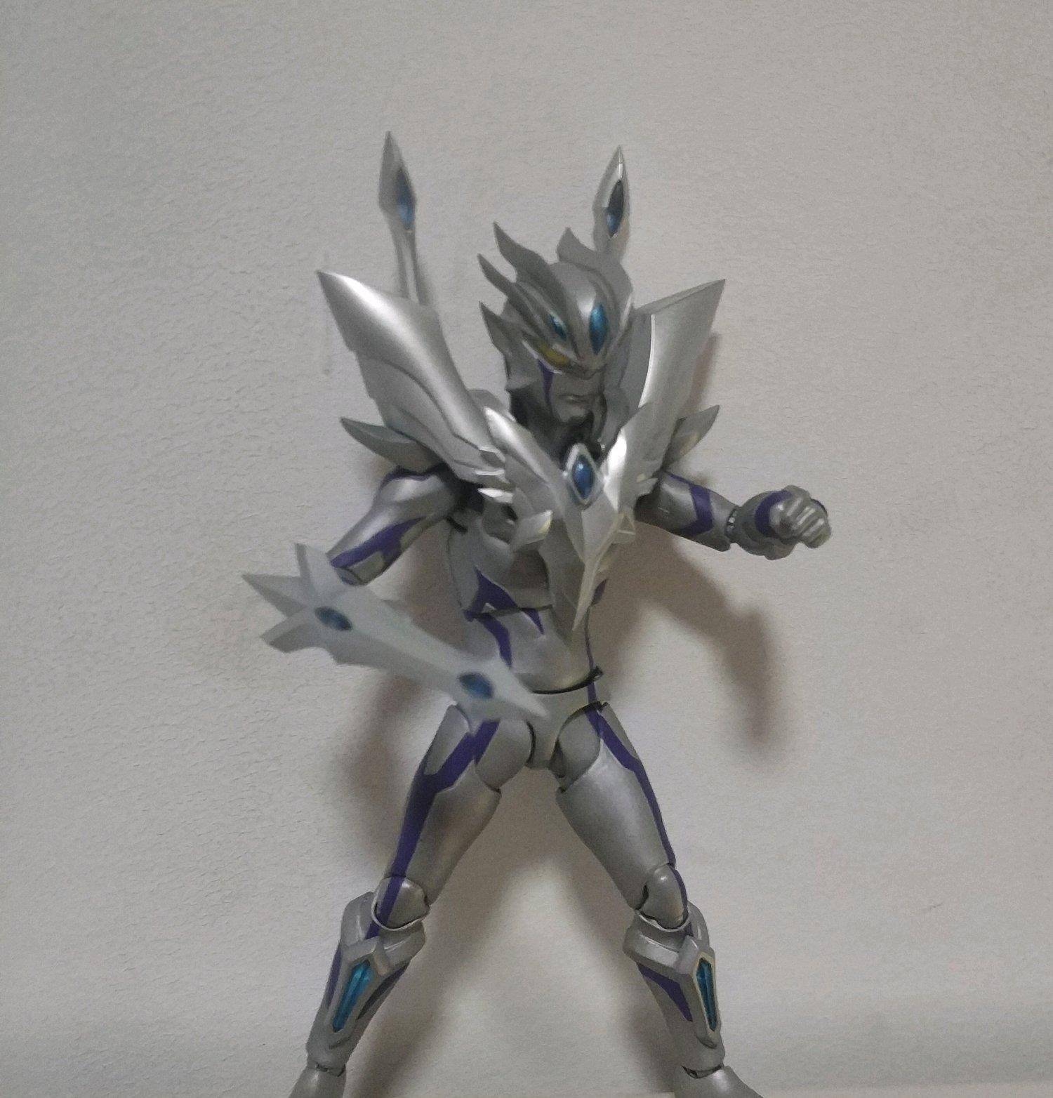 原创当别的奥特曼通过叠前辈力量来强化的时候赛罗这娃却是不断叠自己