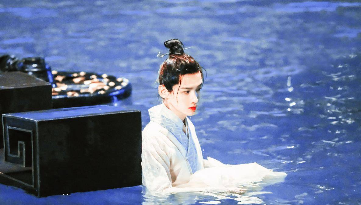 白敬亭新古装剧绝绝子但看到女主人选却被指男女主咖位不符