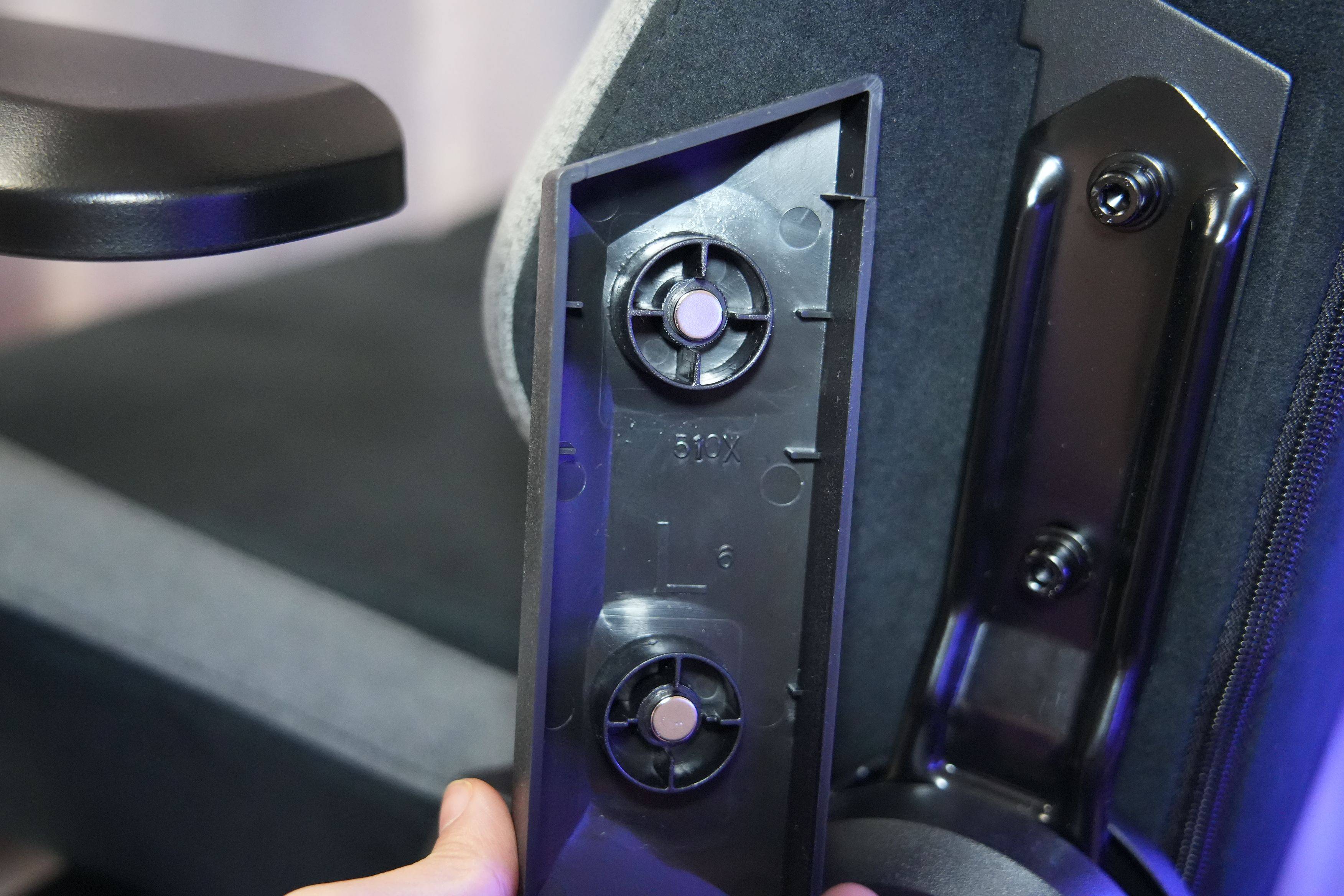 Blacklyte逐夜 逐·浪电竞椅体验评测：软件行业从业者的真实体验感受