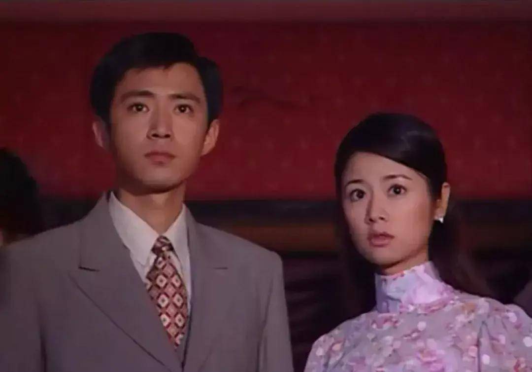 雪姨王琳53岁生图状态惊艳23年前演她女儿的林心如却已显老