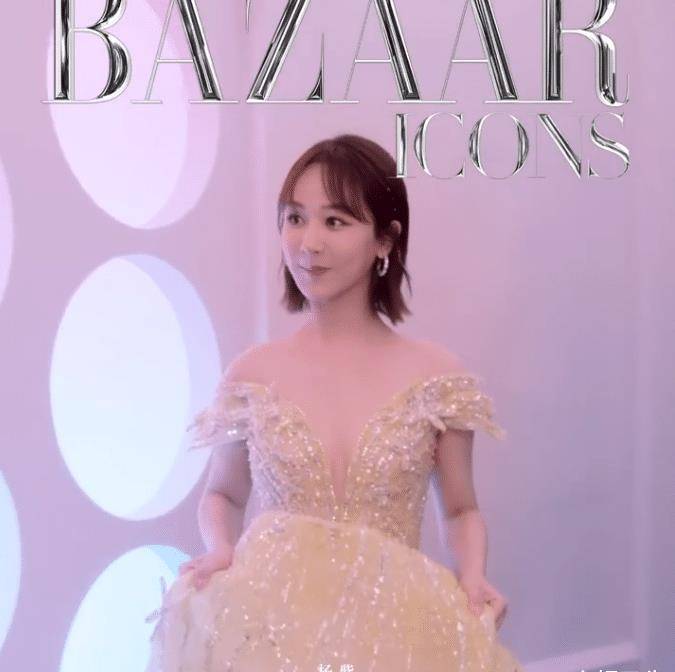 原创时尚芭莎女星大片本以为杨紫像在逃公主谁知宋茜最特别