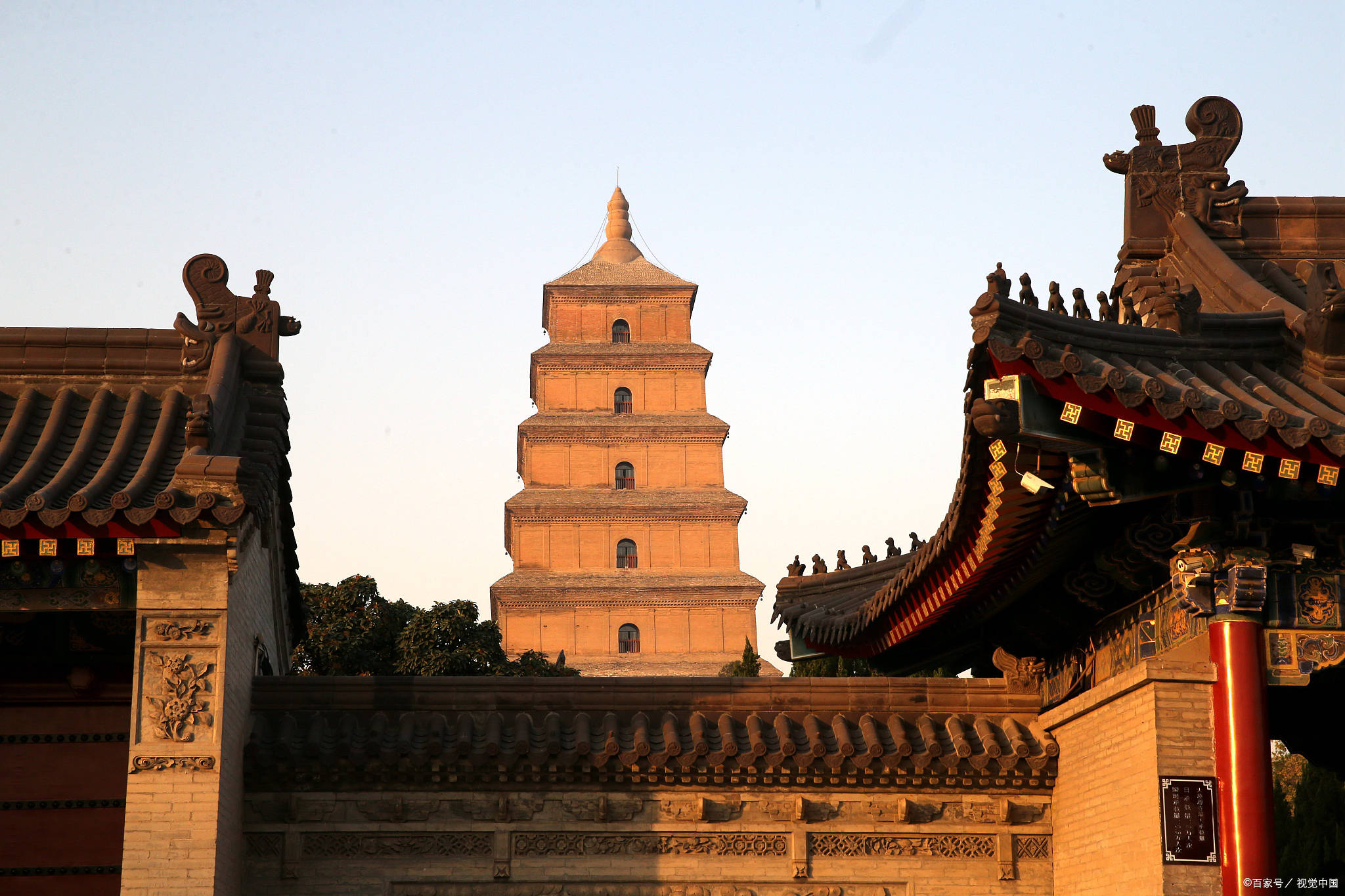 去西安游玩的话人均需要花费多少钱有什么景点推荐