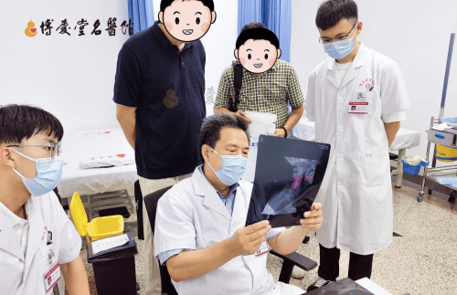 博爱堂西站馆冯学功快速识别脑卒中需警惕身体这些信号