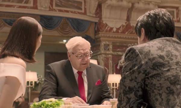 原创我国第一个花400万与巴菲特共进午餐的人如今怎么样了