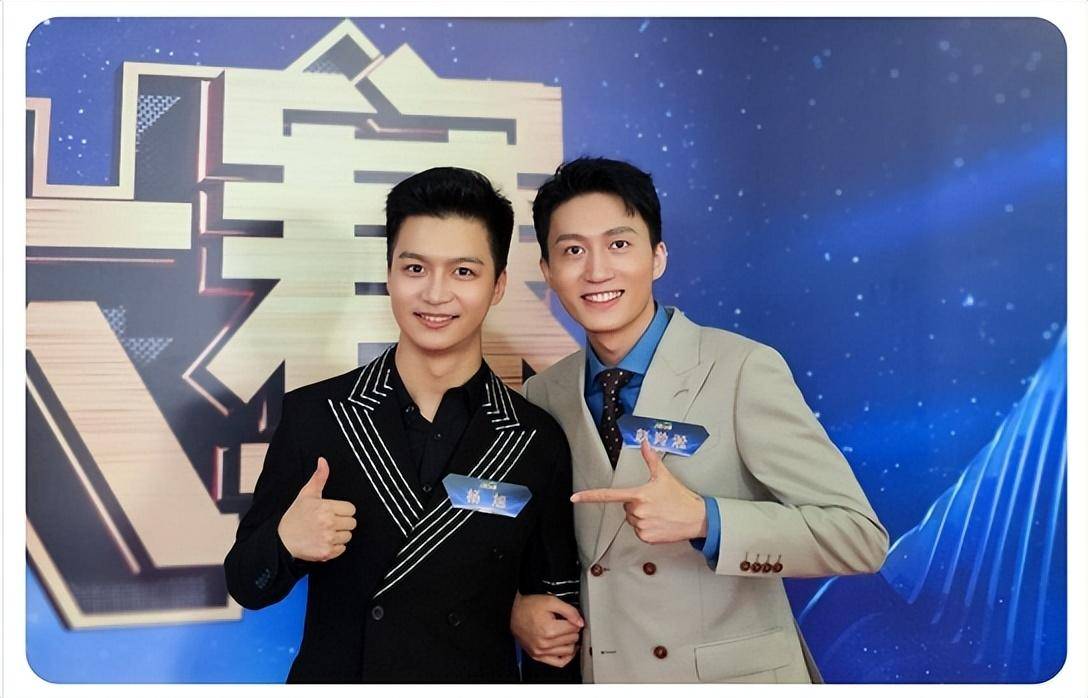 杨旭献声为你读书节目此前任鲁豫董卿等大咖们都来参演过