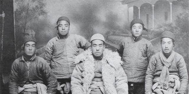 原创真实的座山雕有多狠比影视剧中更加凶残让人害怕