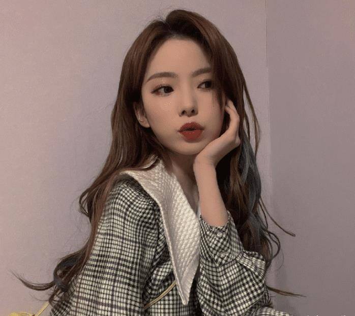 原创新档职场竞技真人秀奇葩说选手来袭但陈卓璇欢呼声最高