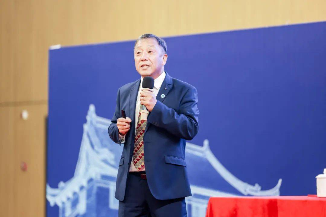 院士1课堂带崇文学子海洋"大摸底"_海底_程亮_领域