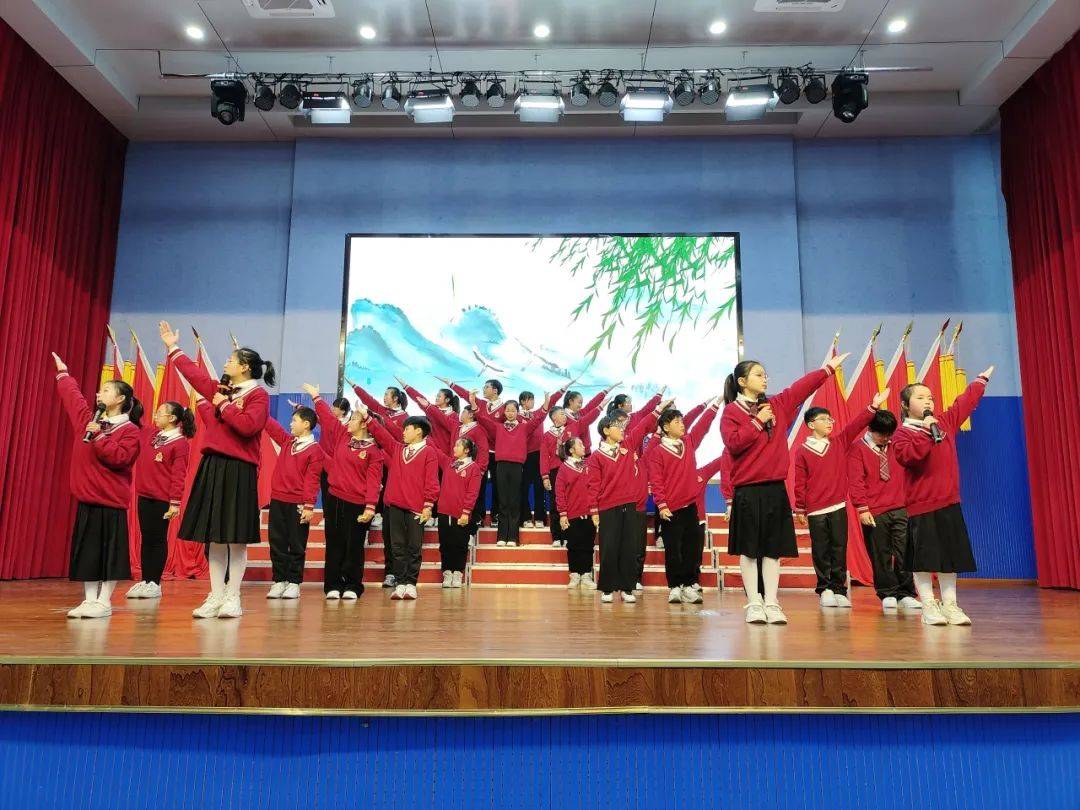 兴化市张郭学校举行我们的节日清明经典诵读比赛