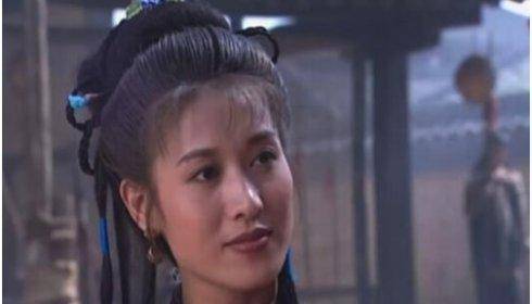 林冲十回合杀得扈三娘心悦诚服为何不趁机求爱原因很现实