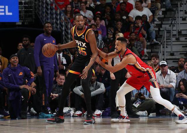 杜兰特成为绿叶,西部黑马陨落!冠军30 5_比赛_鹈鹕_太阳