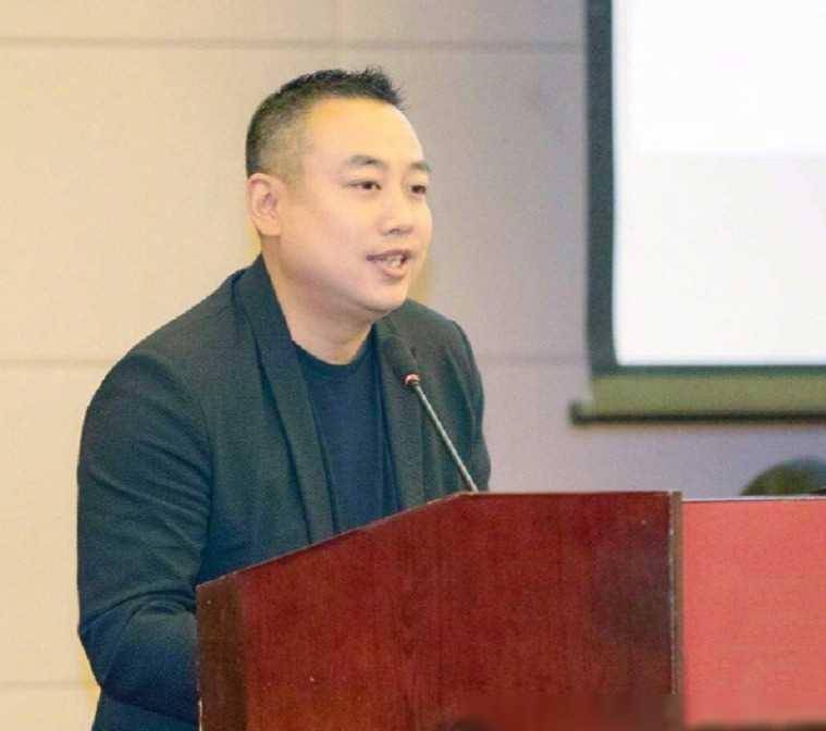 原创从青春年少的心动到携手步入婚姻殿堂的32年王瑾对刘国梁的