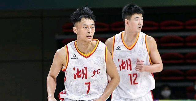 原创cba快讯汤杰试训广东宏远丁伟执教富邦泡汤北控引进2米18神塔