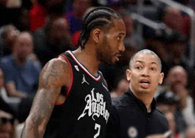 争冠不是人情世故,快船最大问题在卢指导,哈登要强硬,放弃塔克_决策_