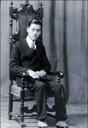 他是一个才貌双全的学者却爱上了林徽因的亲家母所以一生未婚