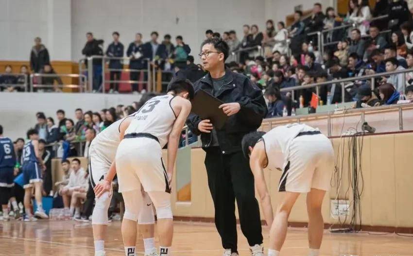 原创一批优秀新帅崛起咱们中国高中篮球终于不缺好教练了