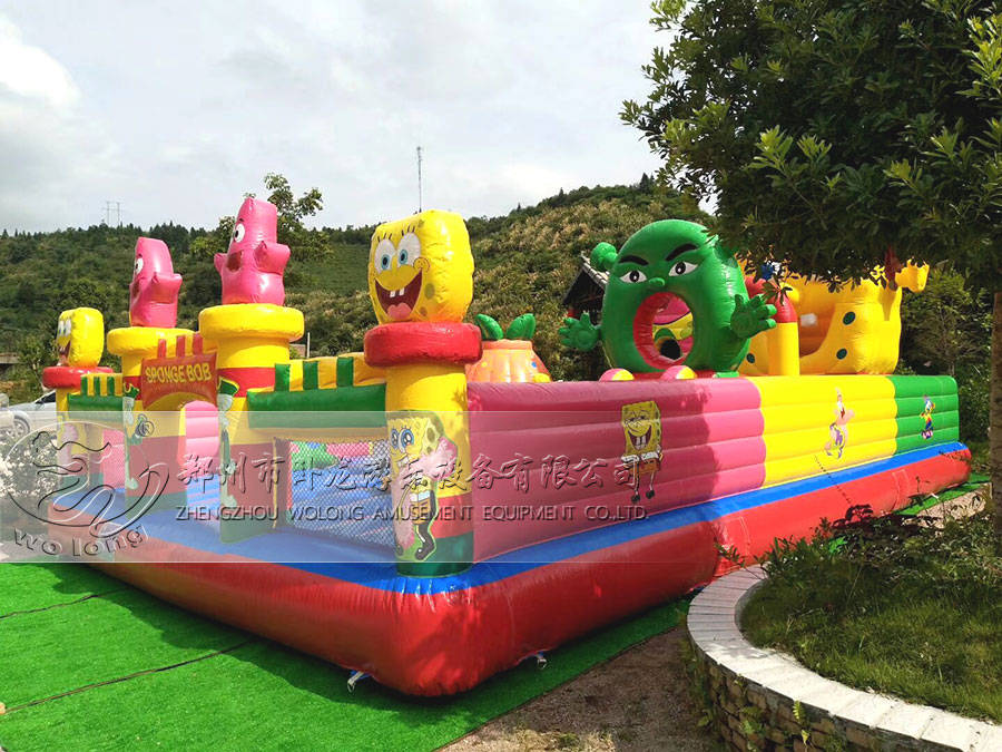 适合摆地摊的几款小型充气城堡推荐