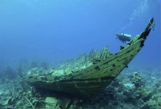 中国南海一沉船宝藏被外国人尽数盗掘文物一共价值40亿
