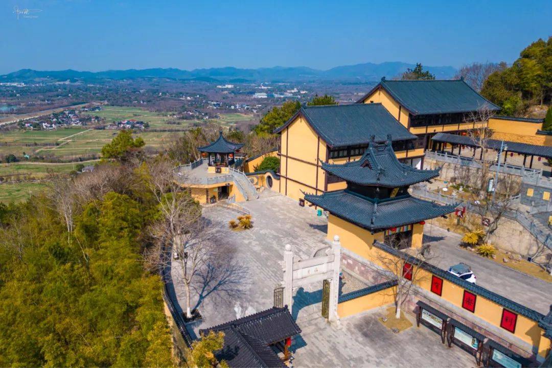 原创湖州有座仙山因寺得名贵为地藏祖庭最高处宝塔却让人大跌眼镜
