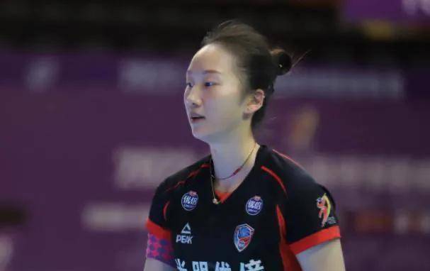 全国女排冠军赛焦点替补亮相实力派队员崭露头角