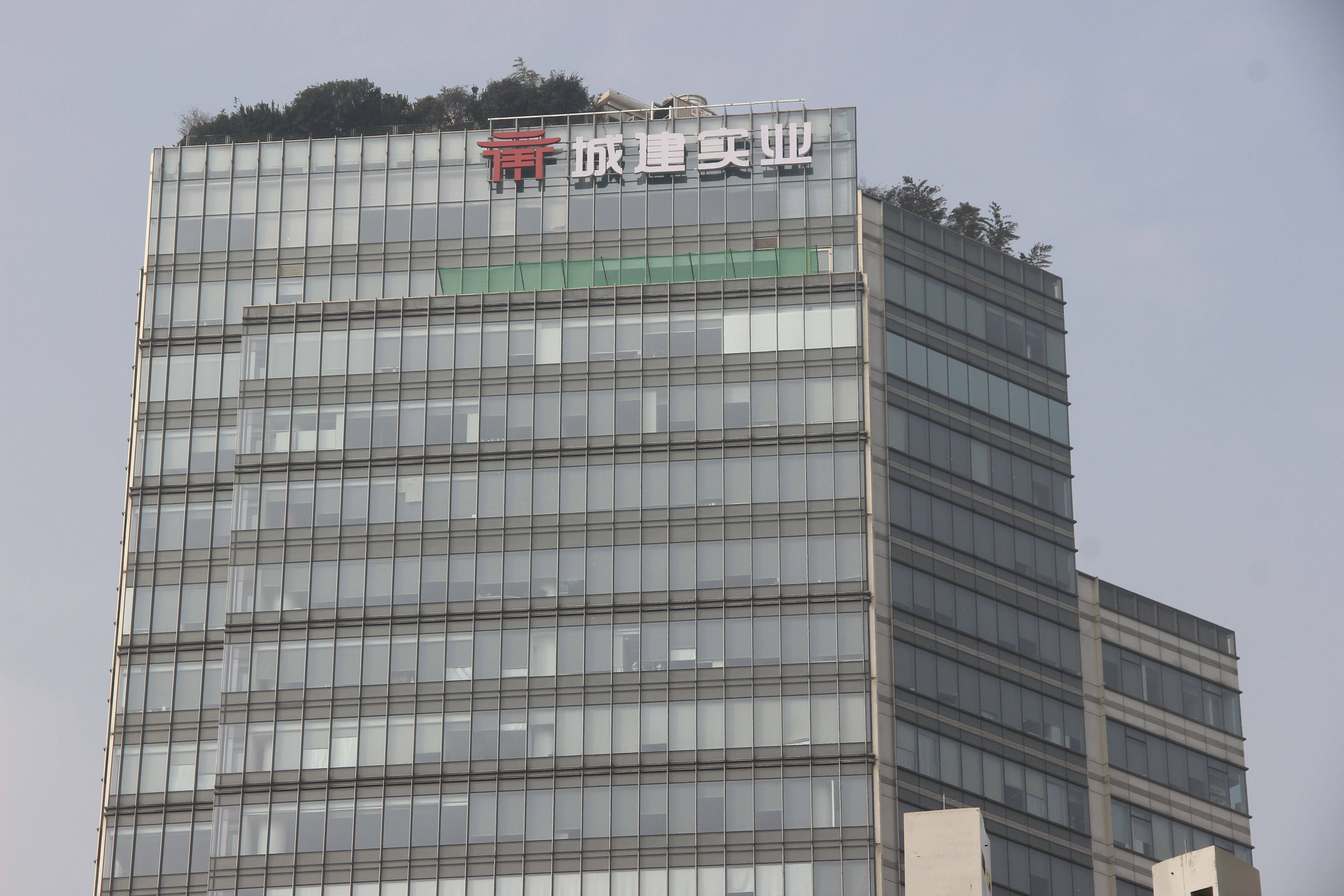 字工场分享:幕墙发光字支持定制吗?